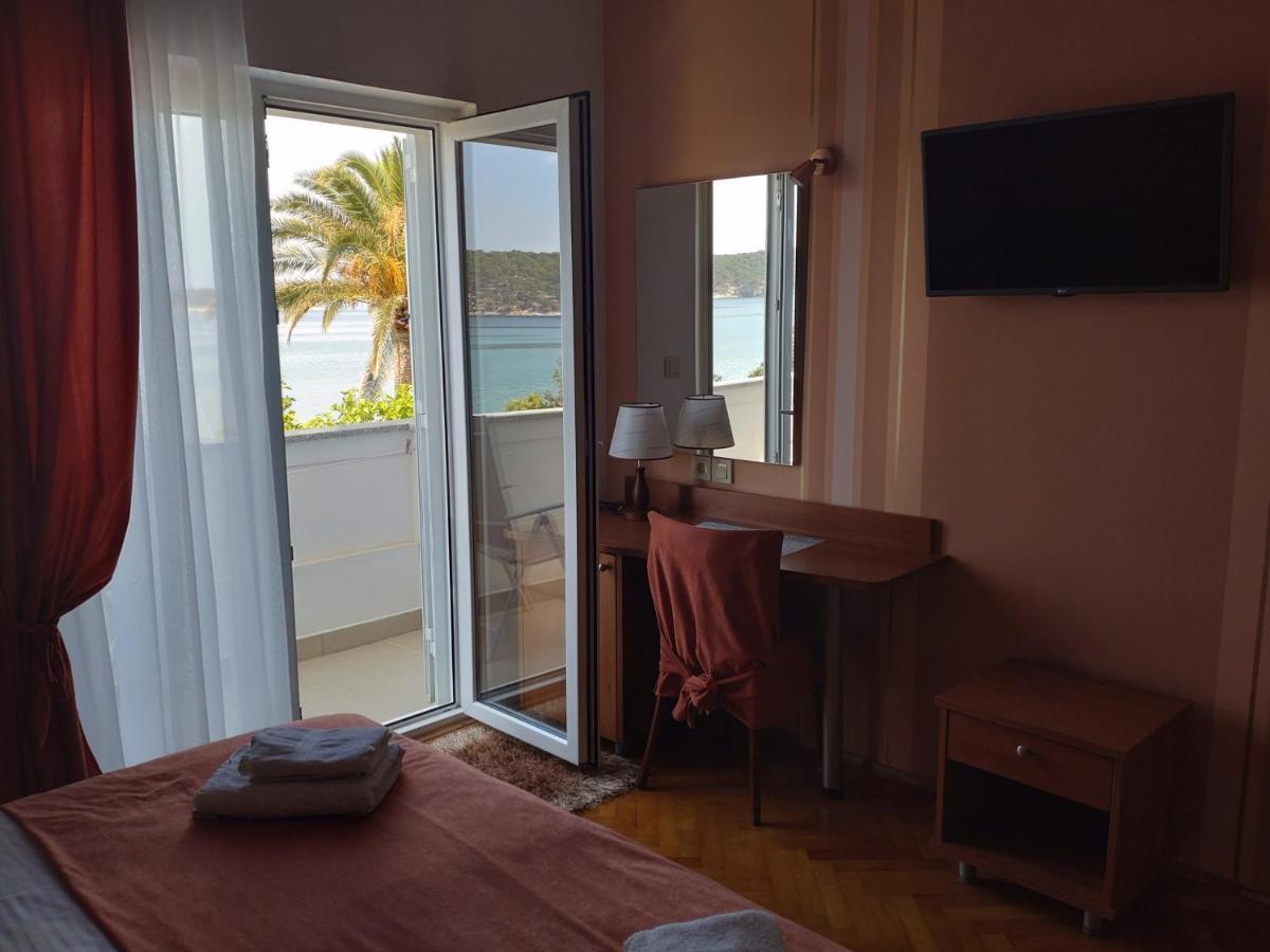 Guest House Palme Barbat na Rabu Exterior foto
