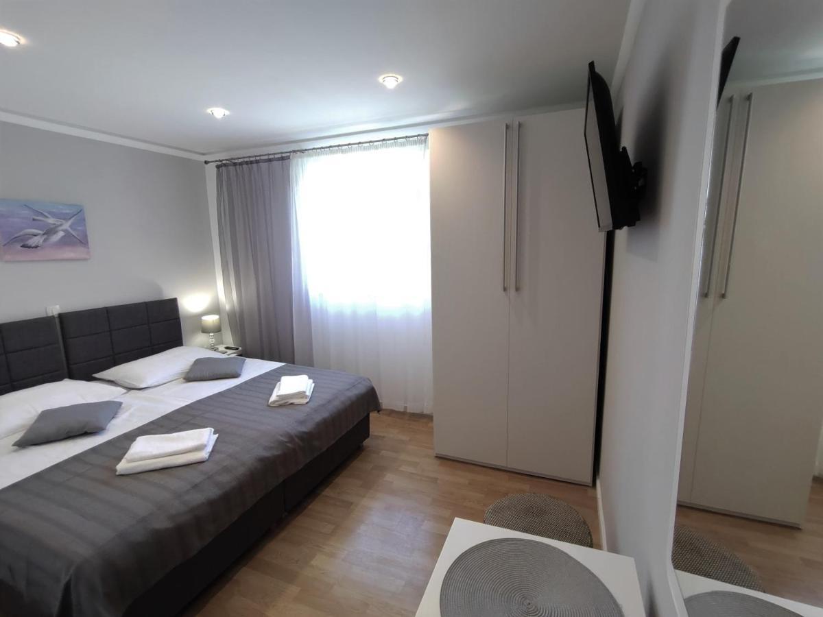 Guest House Palme Barbat na Rabu Exterior foto