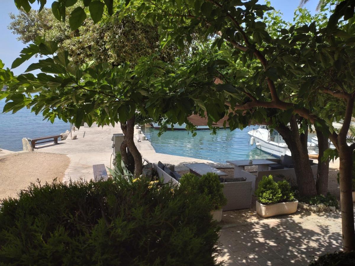 Guest House Palme Barbat na Rabu Exterior foto