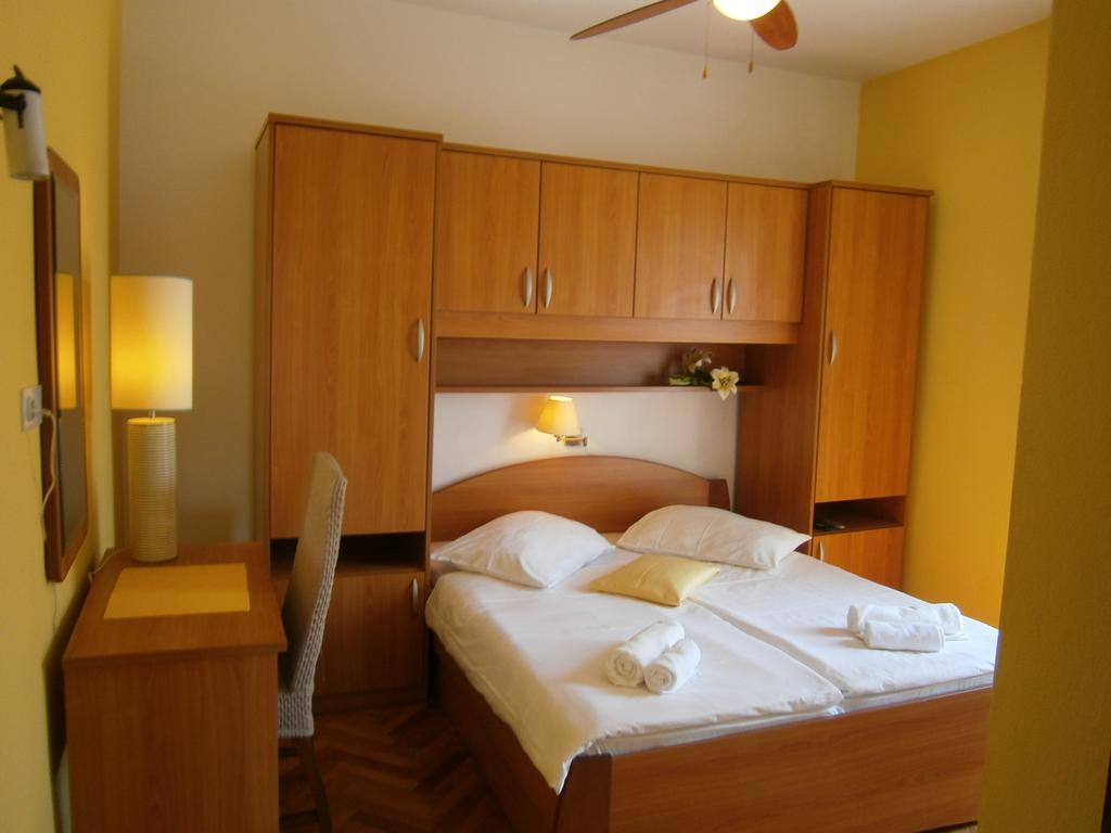 Guest House Palme Barbat na Rabu Zimmer foto